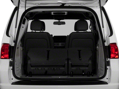 2010 Volkswagen Routan SE