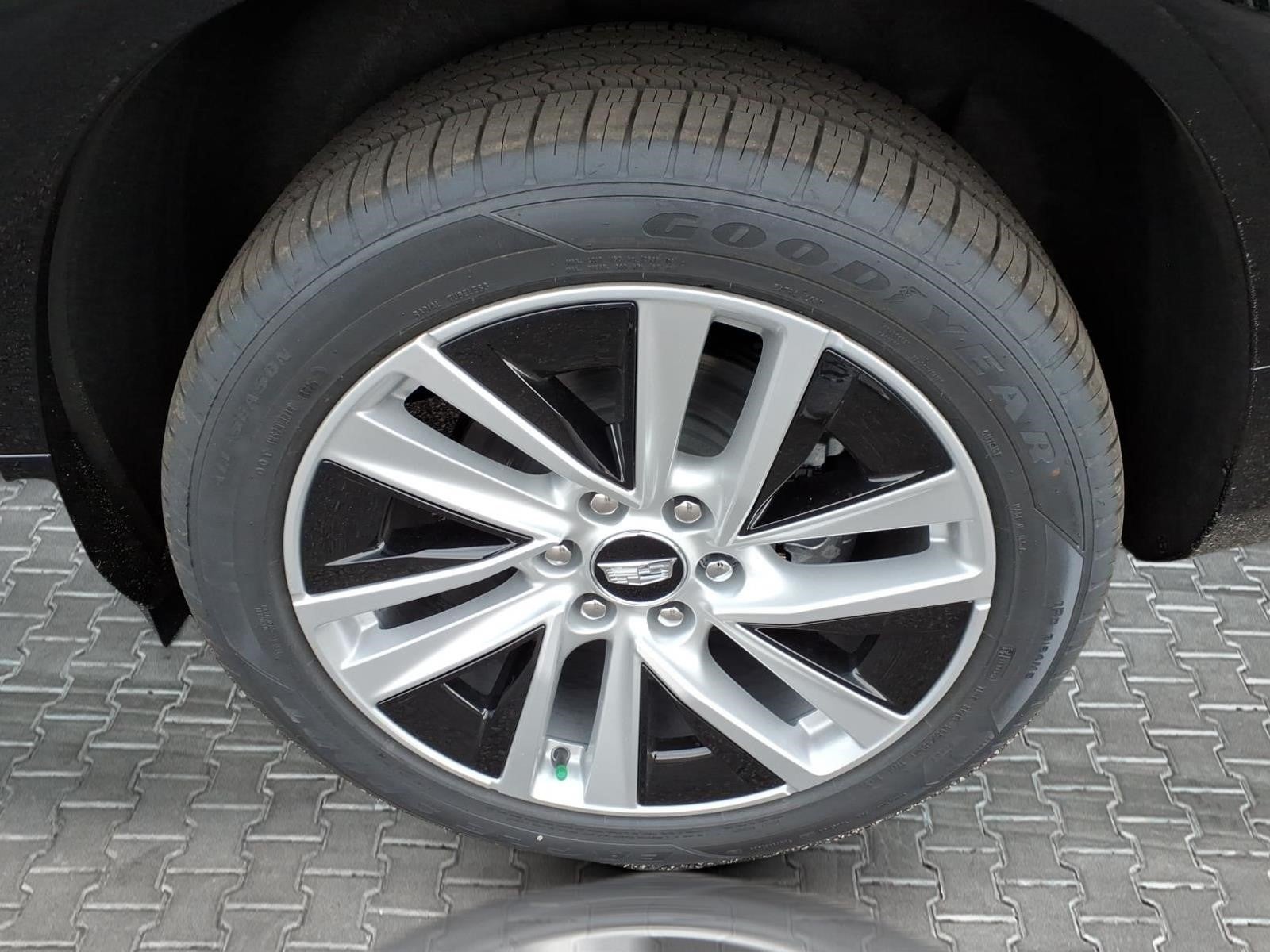 2026 Cadillac VISTIQ Luxury