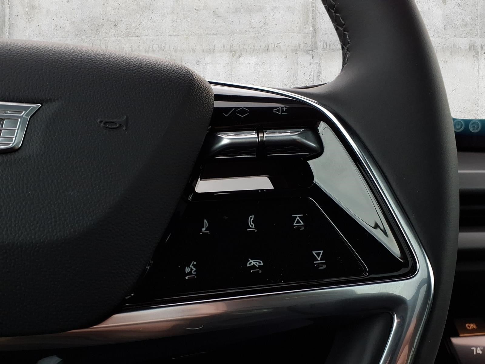 2026 Cadillac VISTIQ Luxury