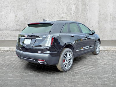2025 Cadillac XT5 Sport