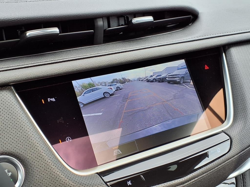 2025 Cadillac XT5 Sport