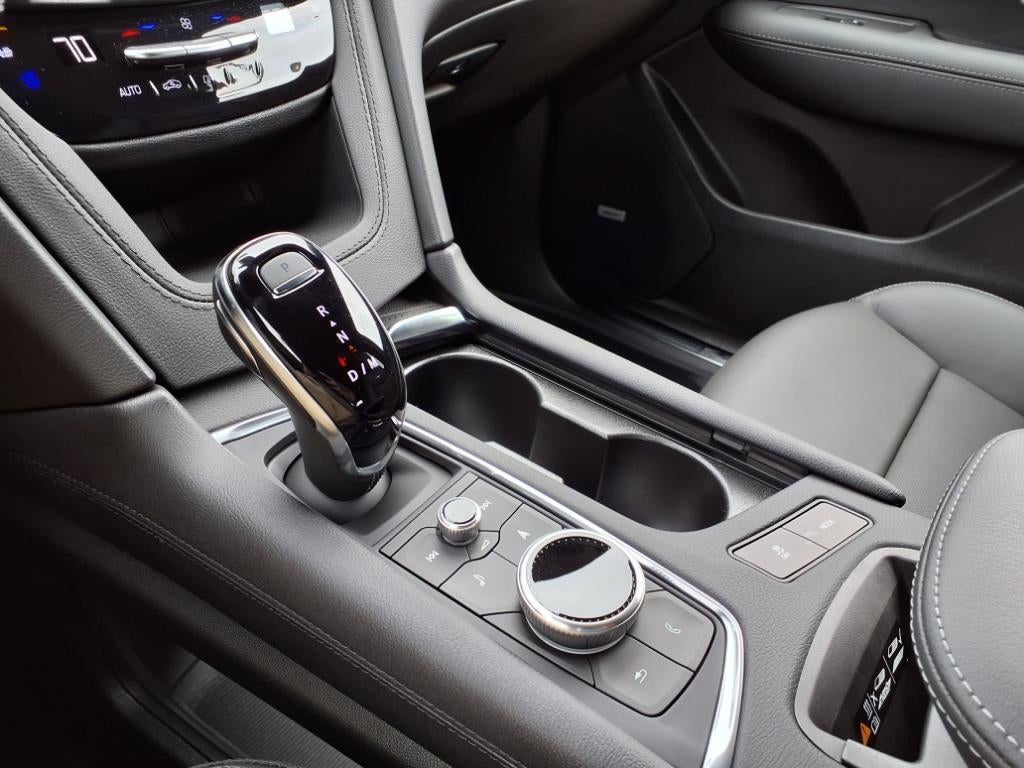 2025 Cadillac XT5 Sport