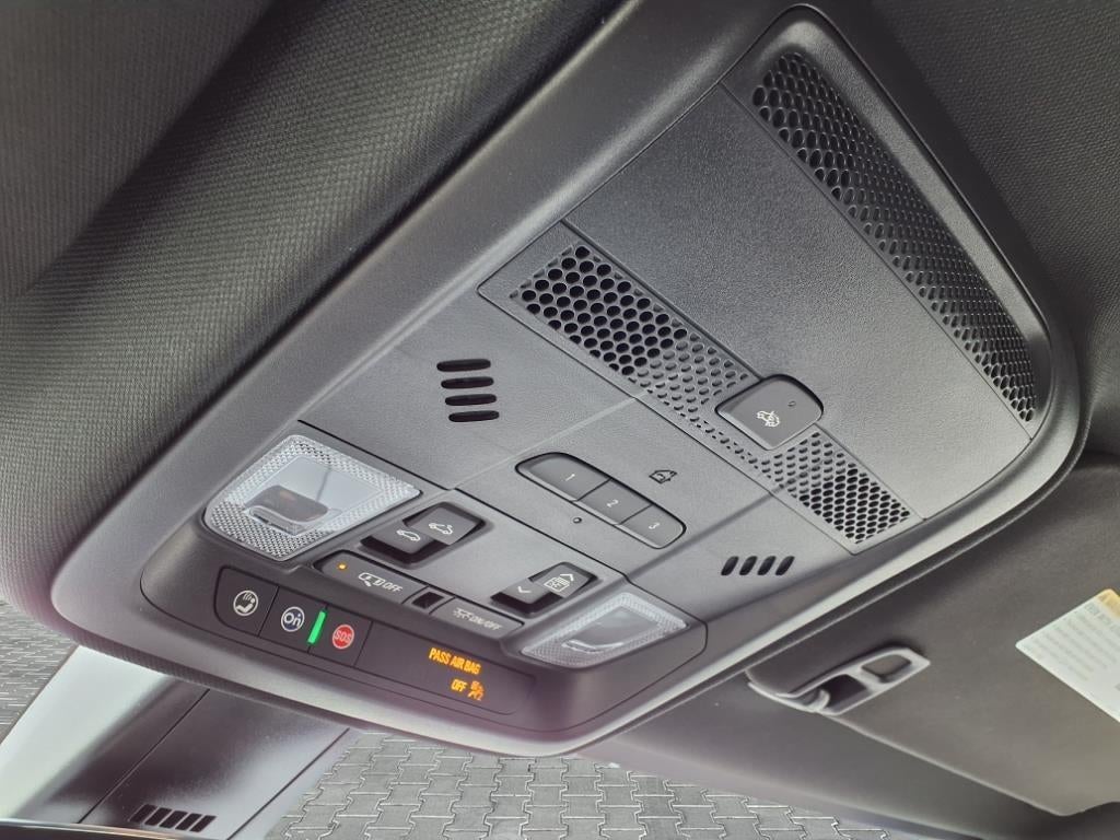 2025 Cadillac XT5 Sport