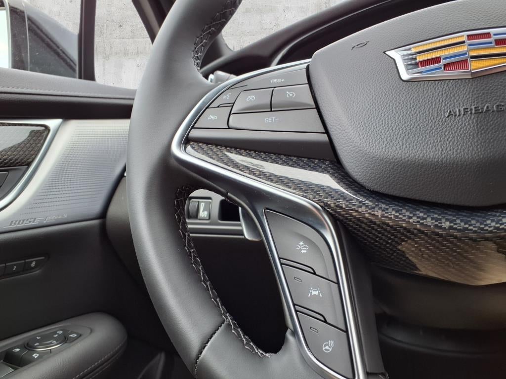 2025 Cadillac XT5 Sport