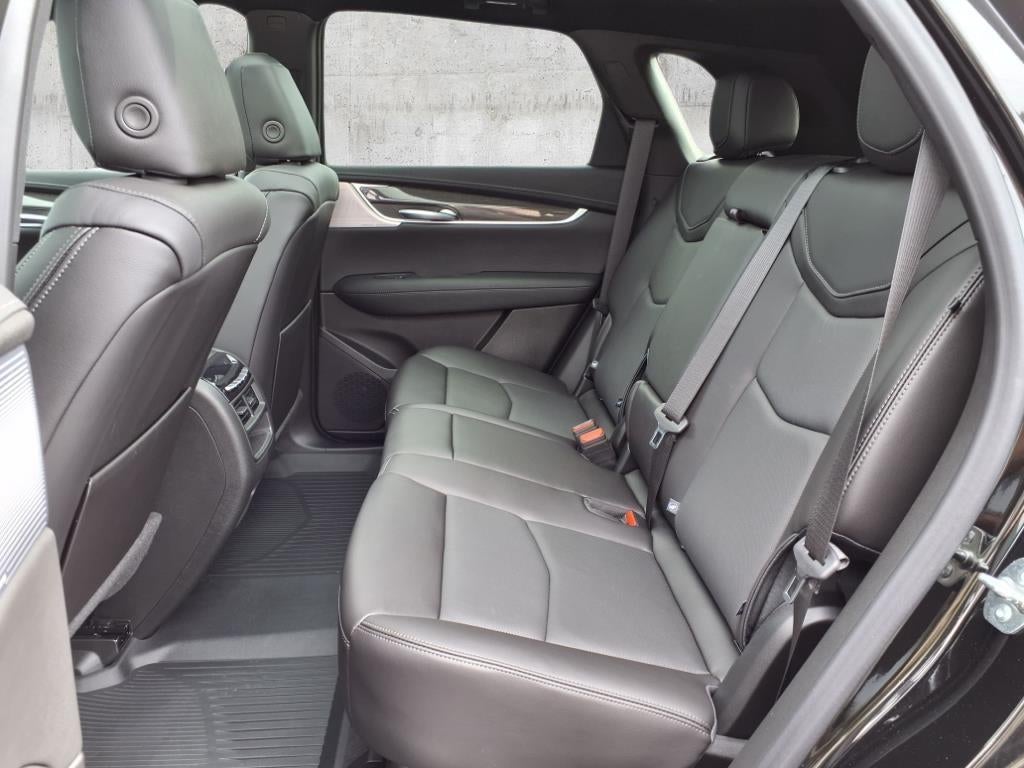 2025 Cadillac XT5 Sport