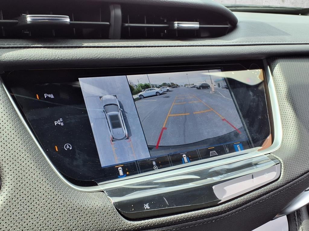 2025 Cadillac XT5 Sport