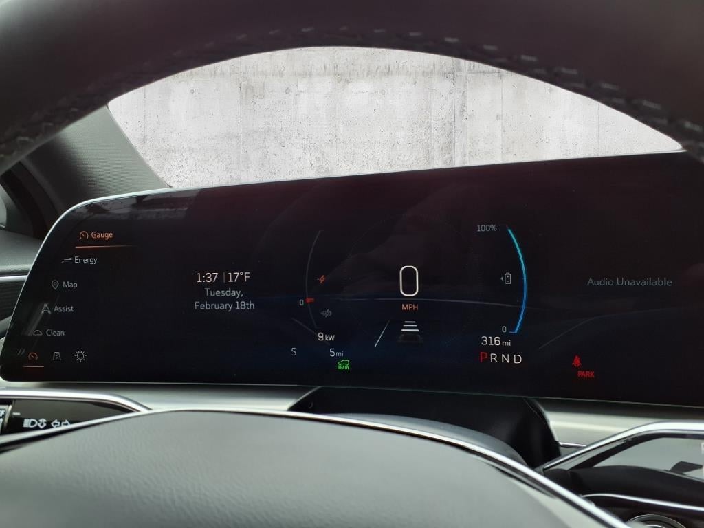 2025 Cadillac LYRIQ Luxury 1