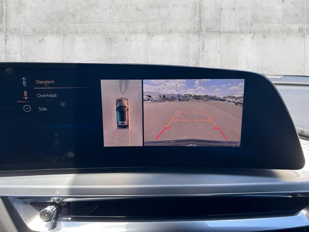 2024 Cadillac LYRIQ Sport 2