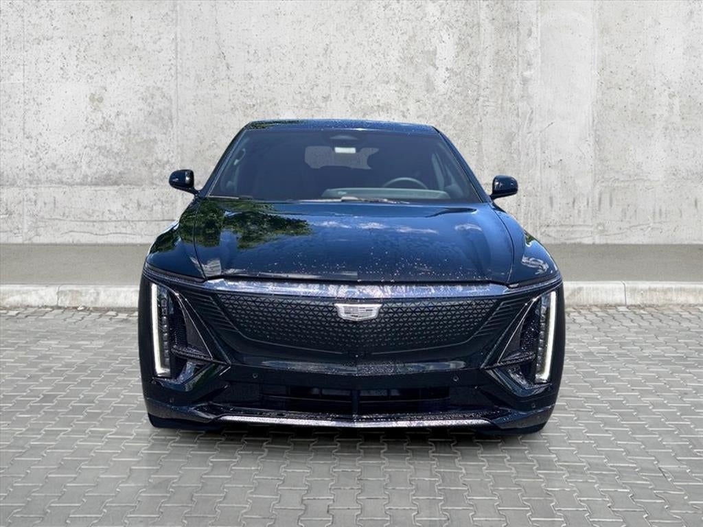 2024 Cadillac LYRIQ Sport 2