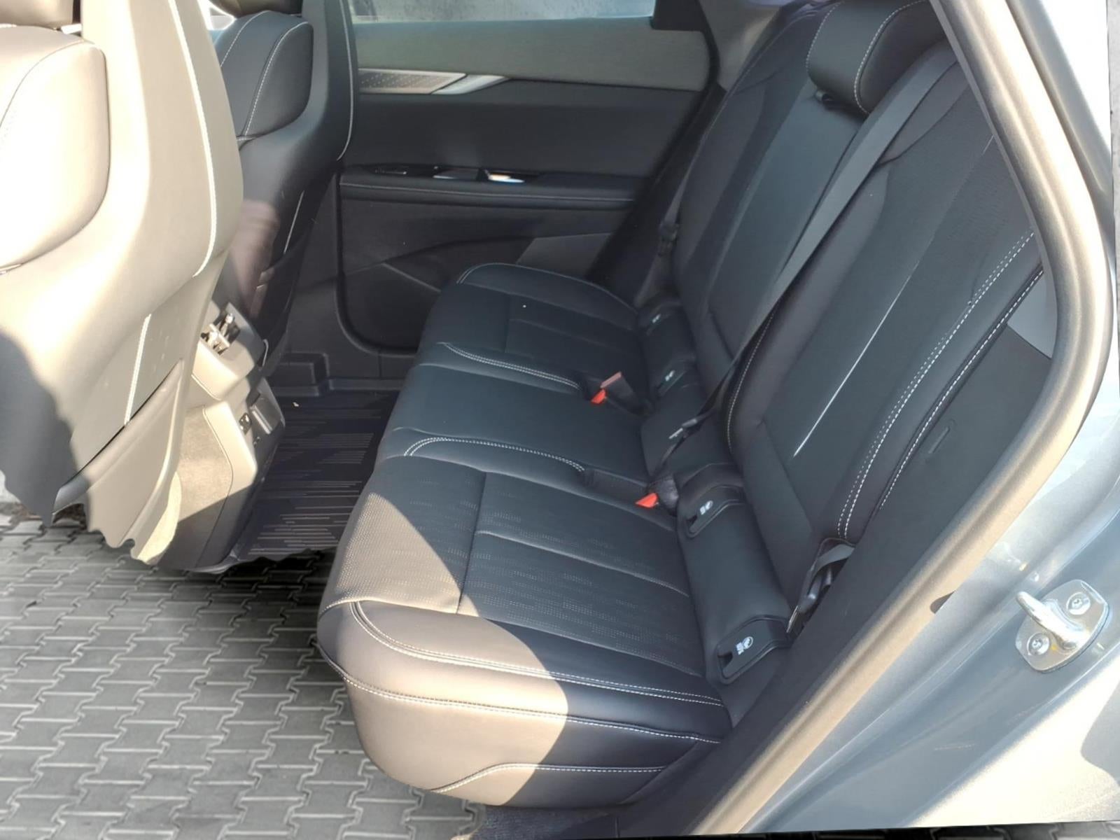 2026 Cadillac OPTIQ Premium Luxury