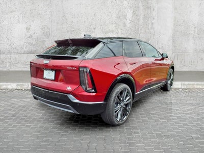 2025 Cadillac OPTIQ Sport 2