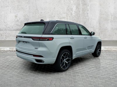 2022 Jeep Grand Cherokee Summit Reserve