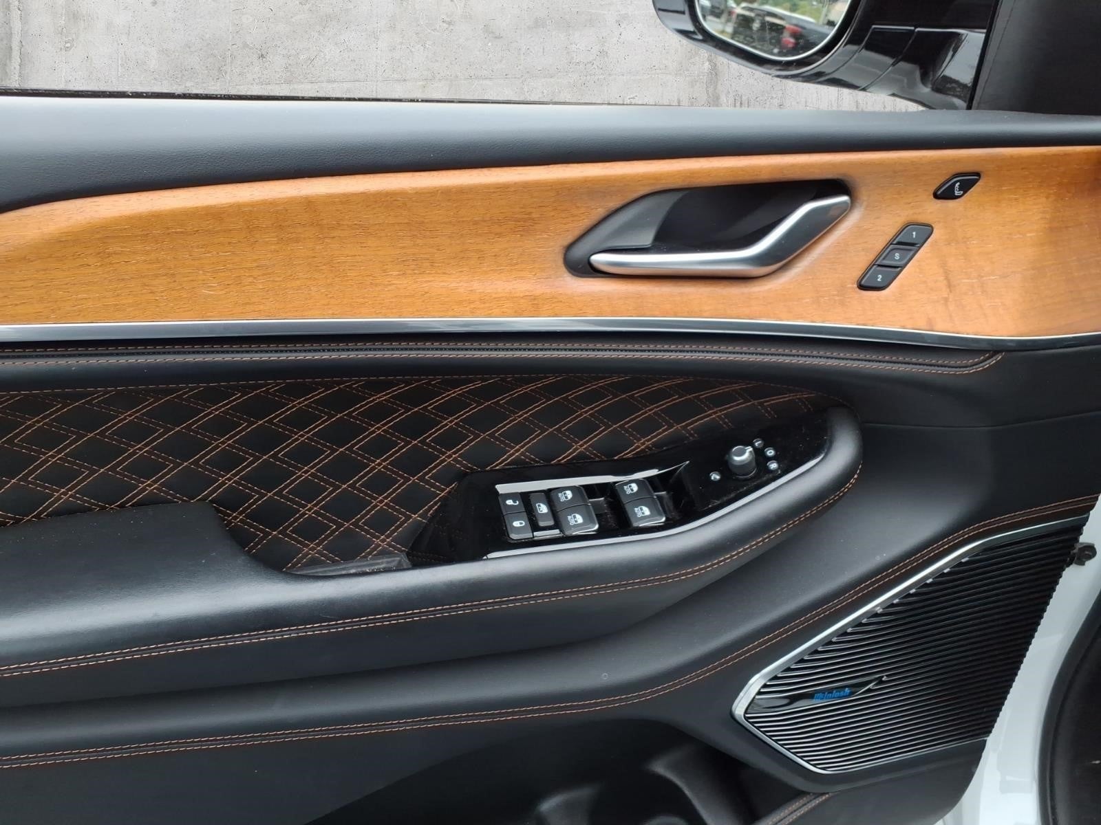 2022 Jeep Grand Cherokee Summit Reserve