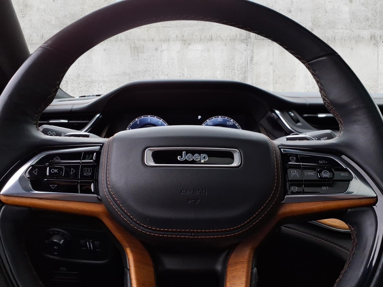 2022 Jeep Grand Cherokee Summit Reserve