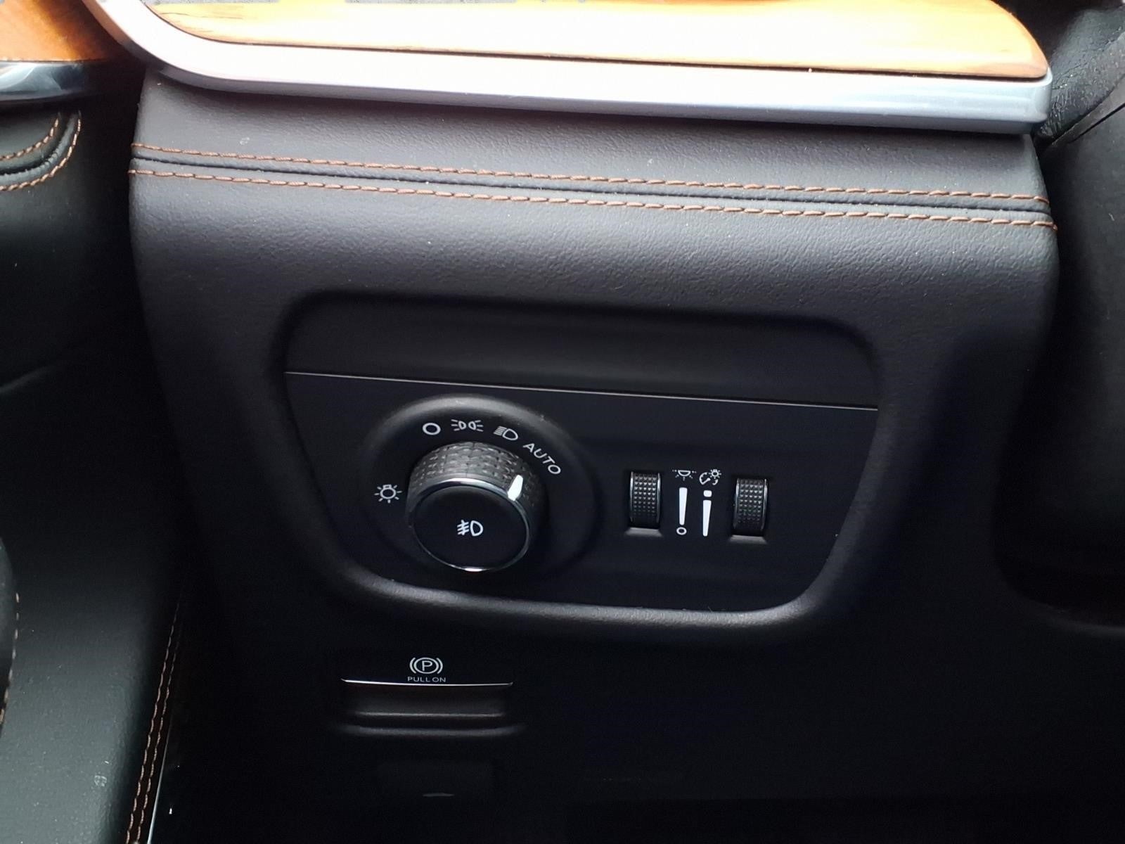 2022 Jeep Grand Cherokee Summit Reserve