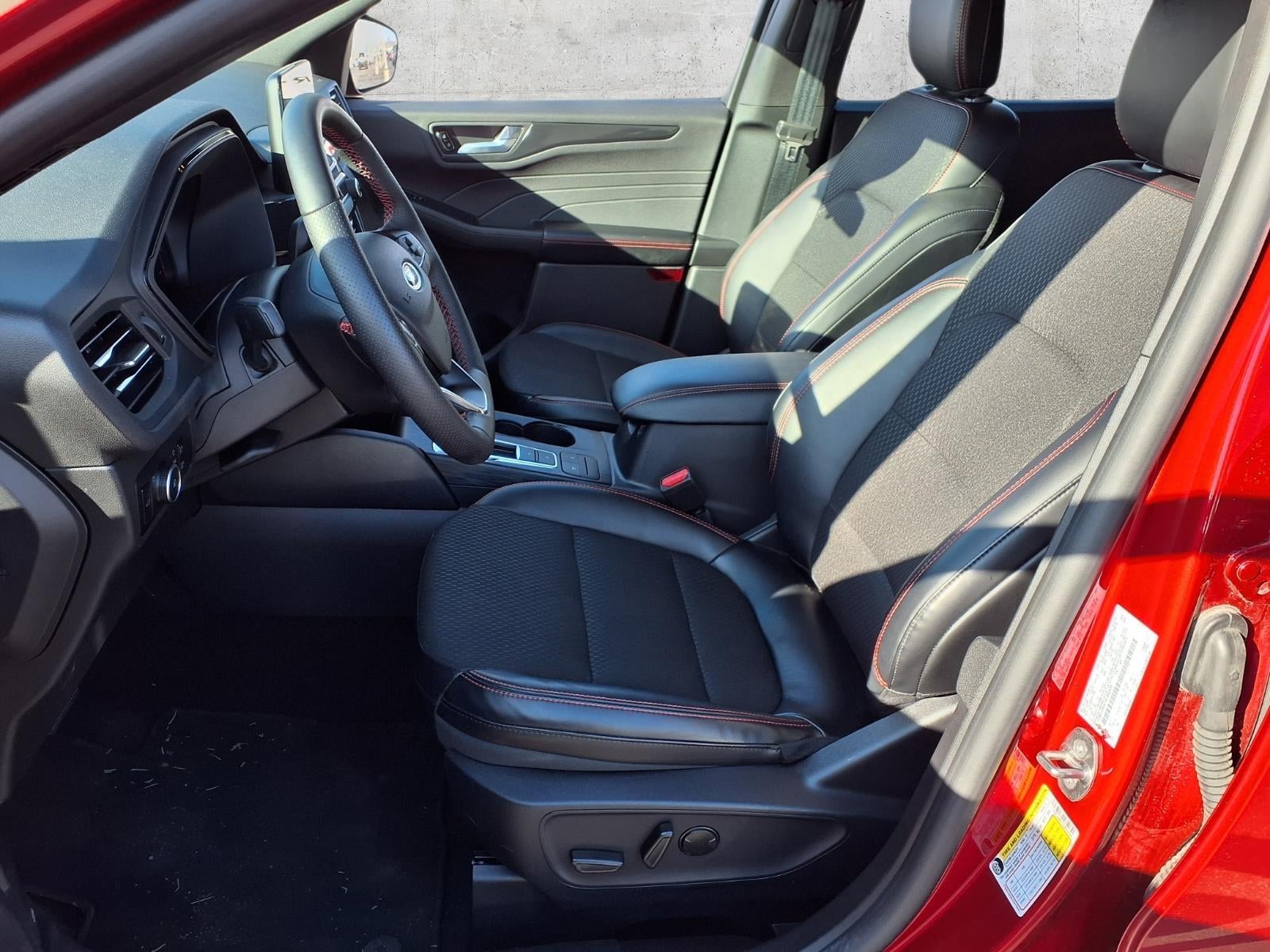 2025 Ford Escape ST-Line Select