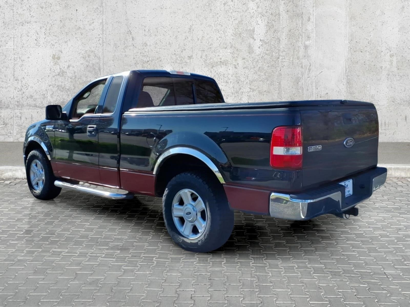 2004 Ford F-150 XL