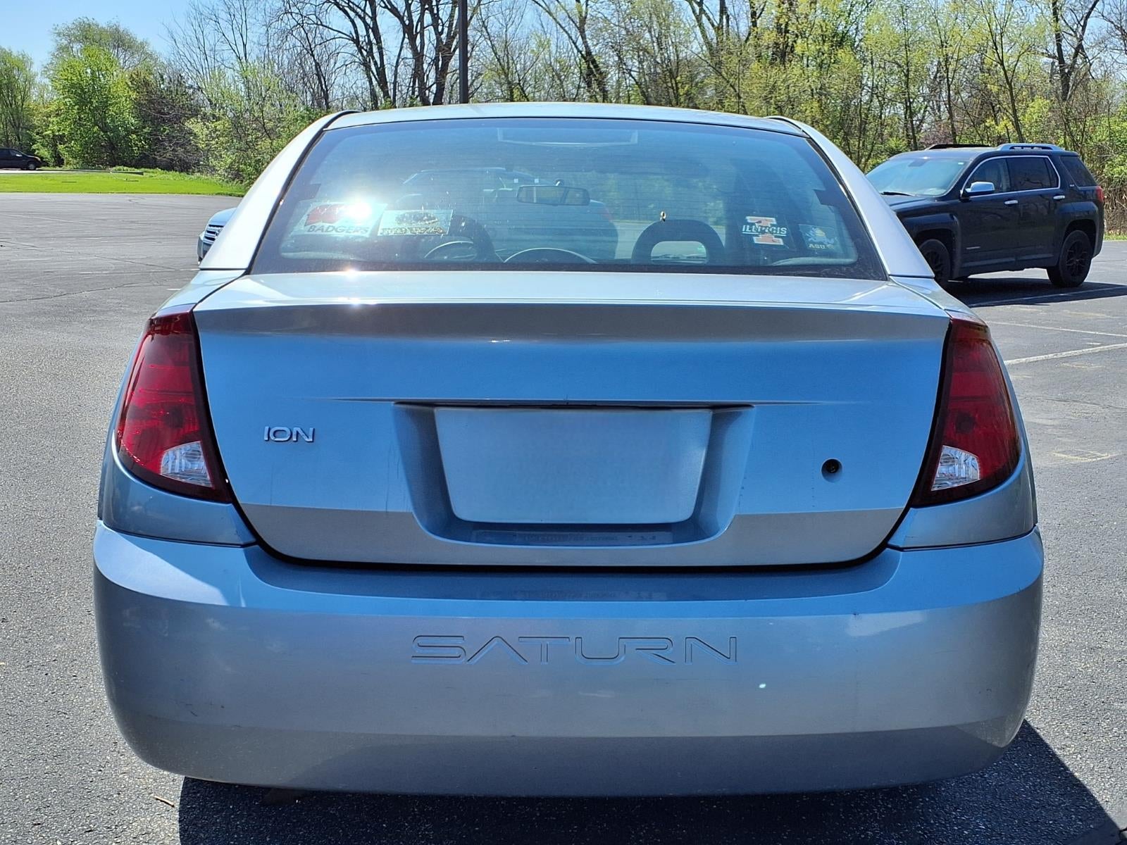 2003 Saturn Ion ION 2