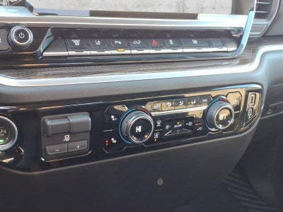 2025 Chevrolet Silverado 3500 HD LT DRW