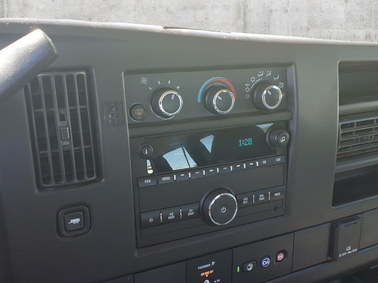 2019 Chevrolet Express Cargo 2500 VAN RWD 2500 135"