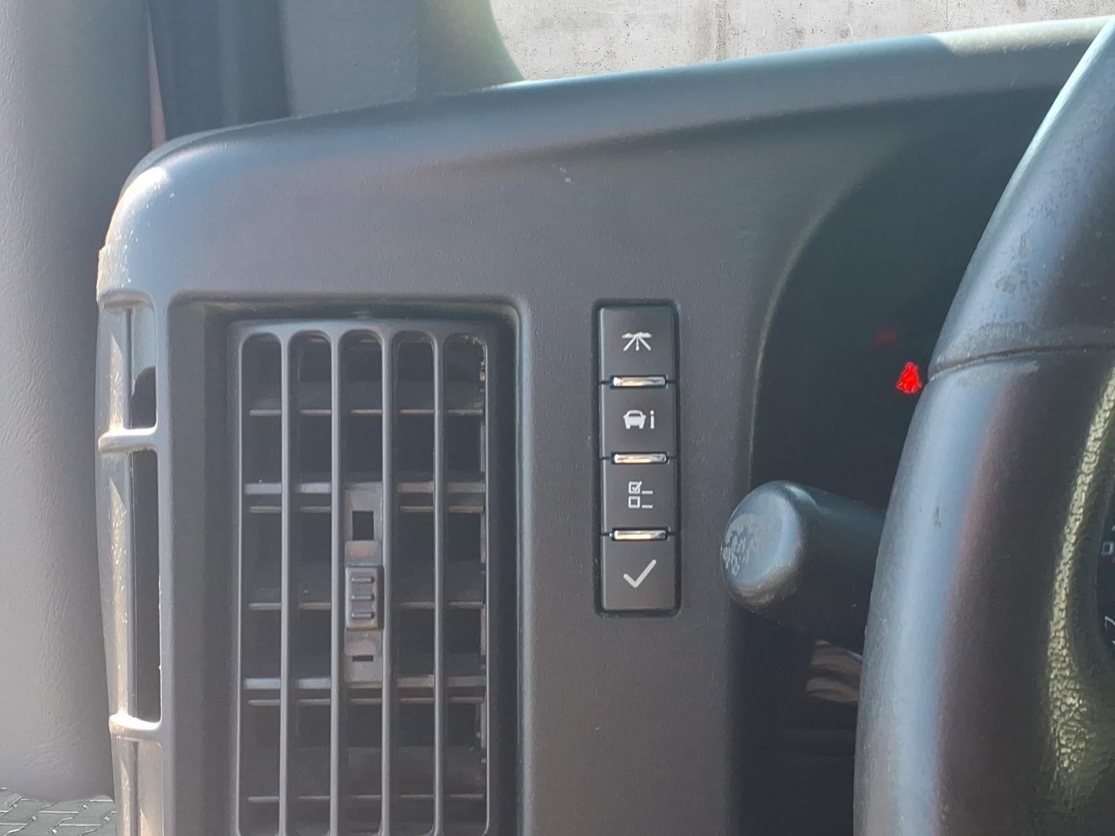 2019 Chevrolet Express Cargo 2500 VAN RWD 2500 135"
