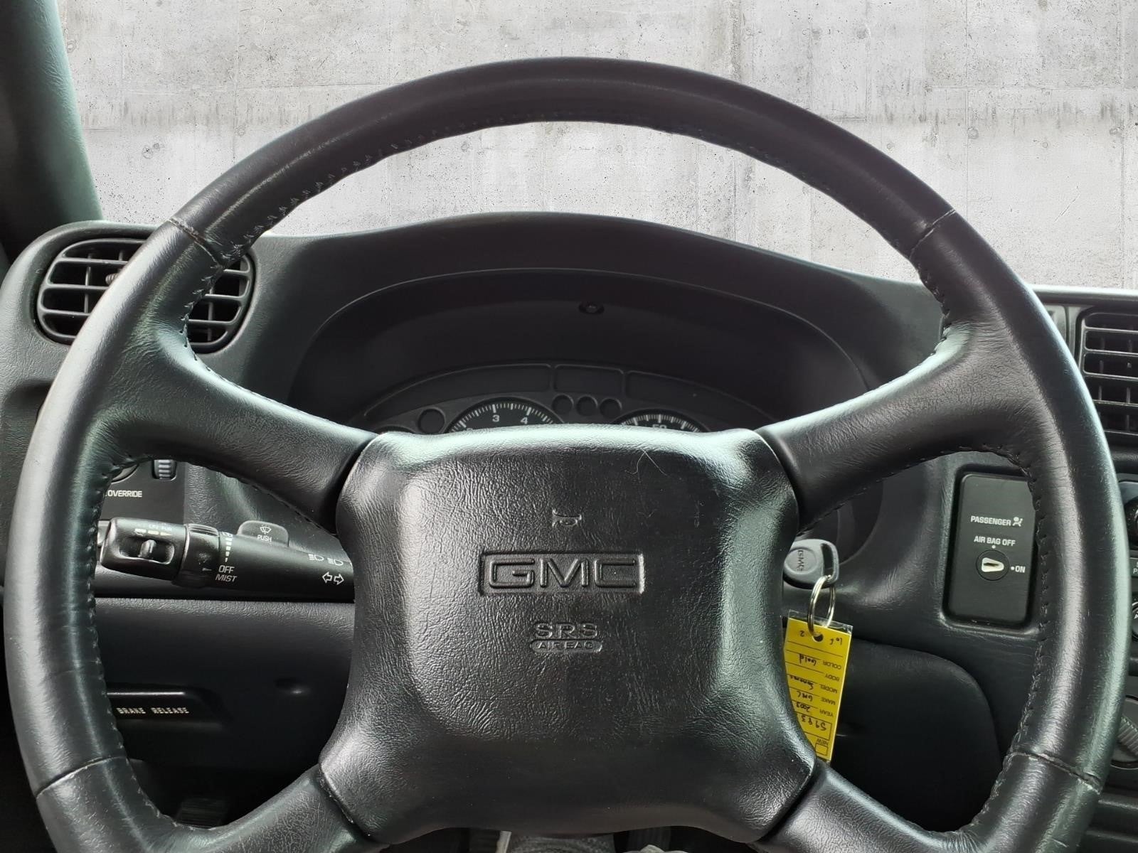 2003 GMC Sonoma SLS