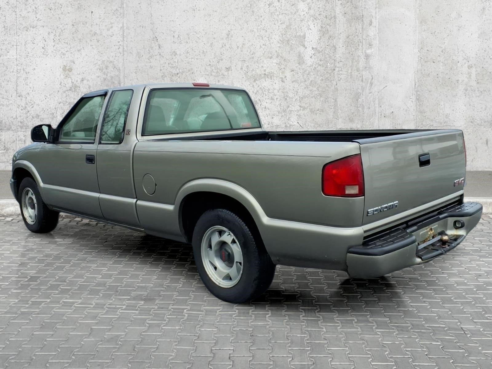 2003 GMC Sonoma SLS