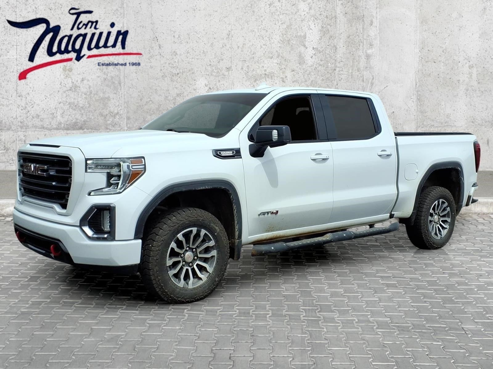 2021 GMC Sierra AT4 4WD Crew Cab Short Box's photo