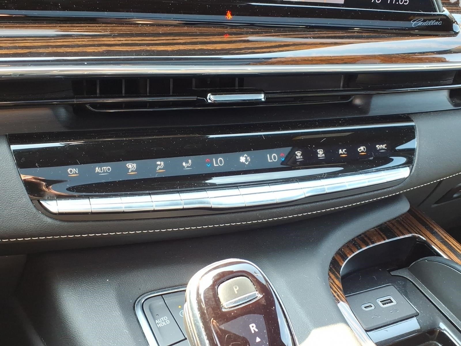 2023 Cadillac Escalade 4WD Premium Luxury