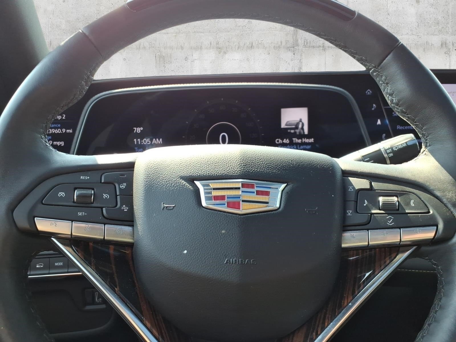 2023 Cadillac Escalade 4WD Premium Luxury