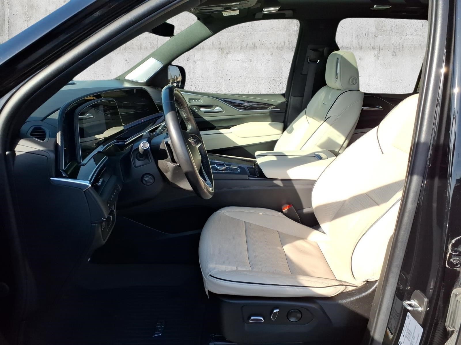 2022 Cadillac Escalade Sport