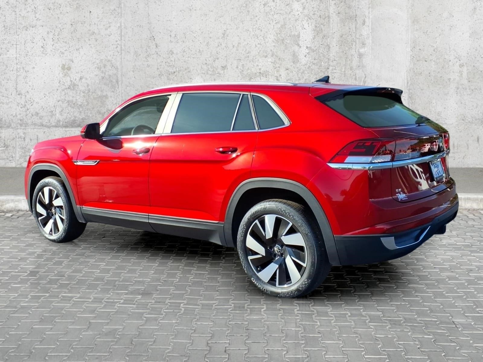 2024 Volkswagen Atlas Cross Sport 2.0T SE w/Technology