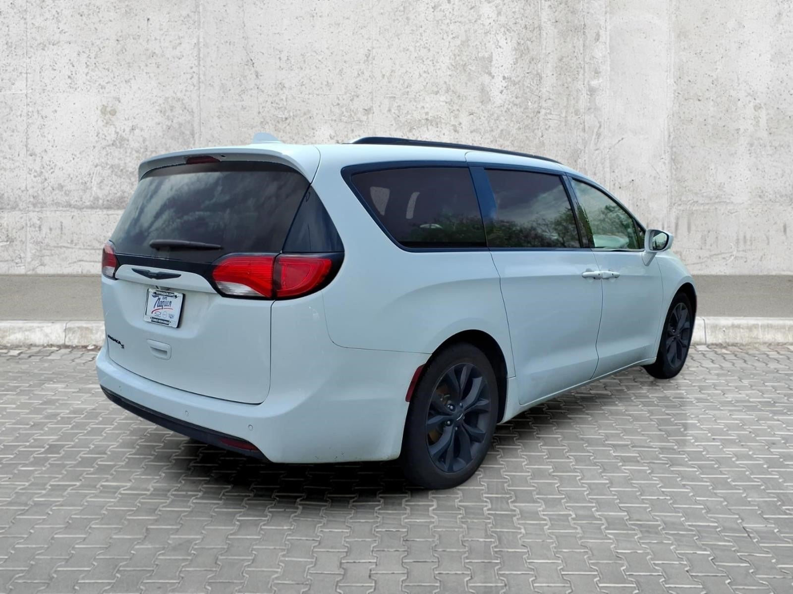 2020 Chrysler Pacifica Touring L