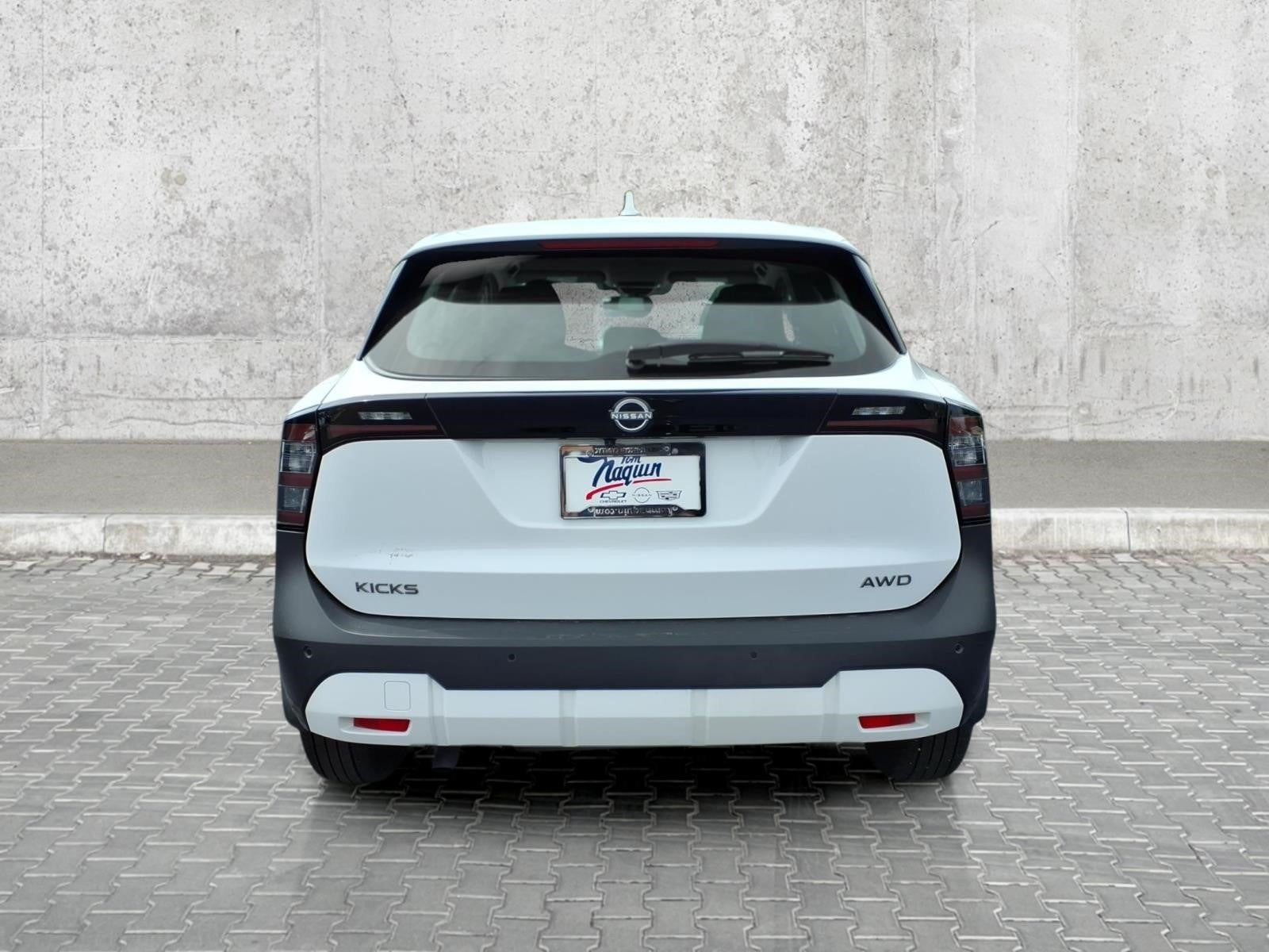 2025 Nissan Kicks S