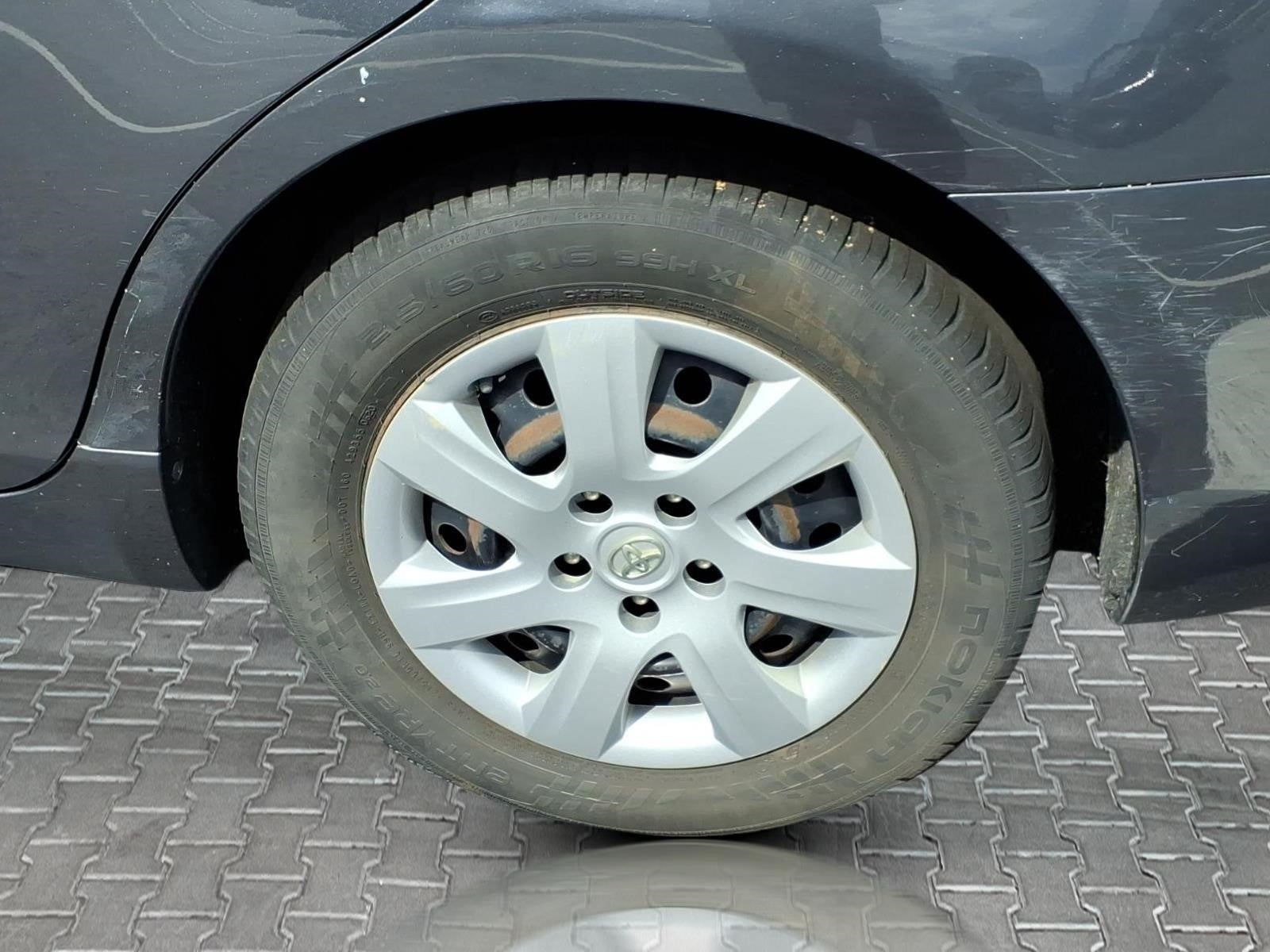 2010 Toyota Camry LE