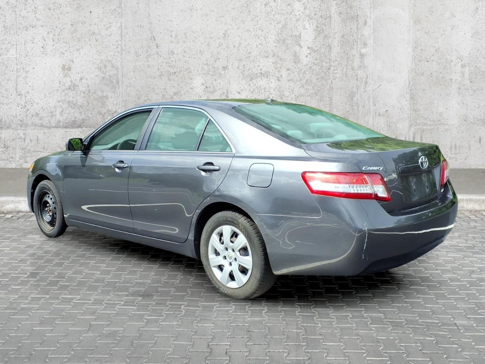 2010 Toyota Camry LE