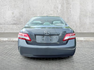 2010 Toyota Camry LE