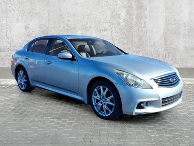 2011 INFINITI G37 Sedan x