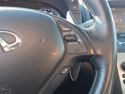 2011 INFINITI G37 Sedan x