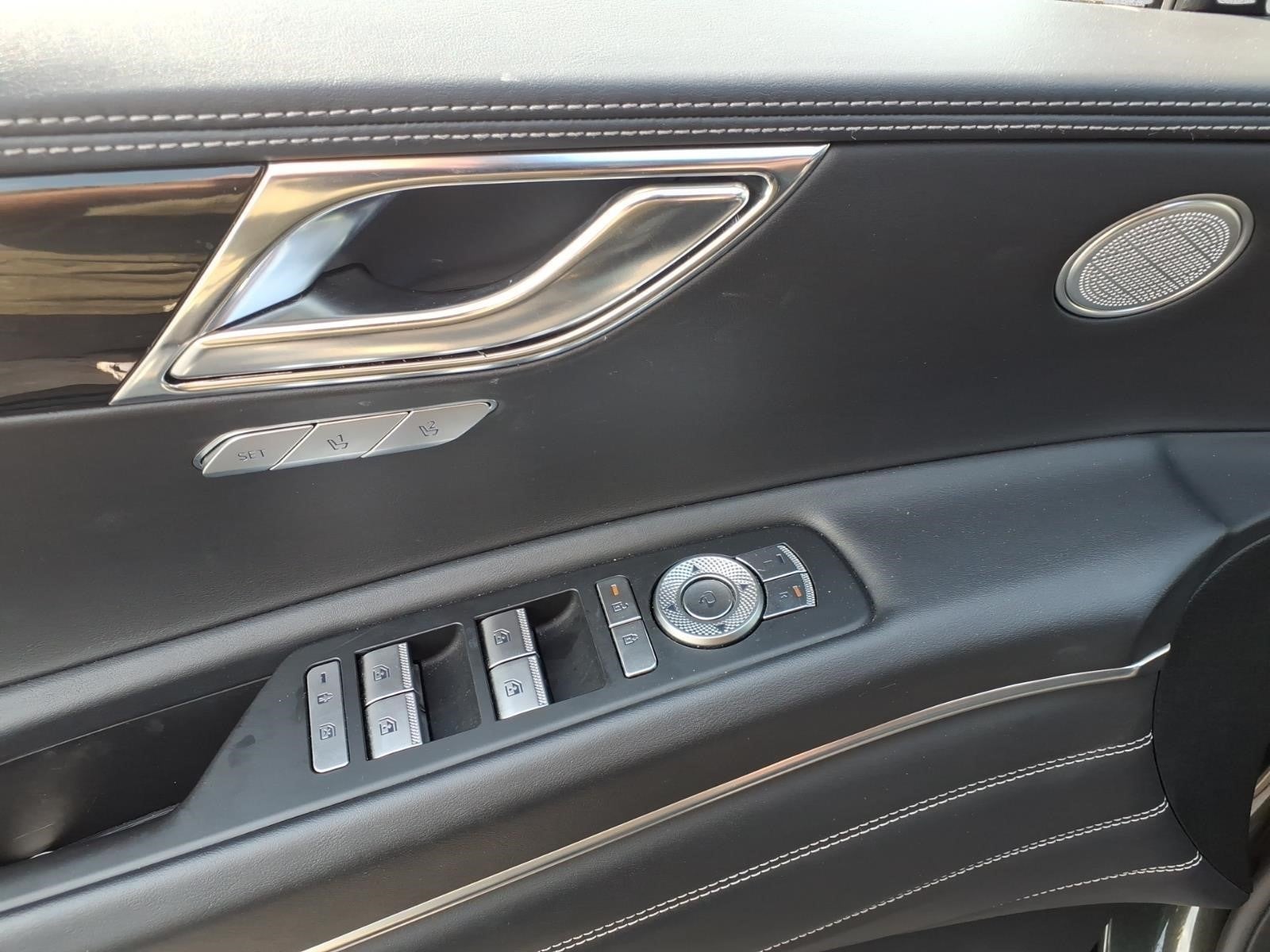 2025 Genesis GV80 2.5T Standard