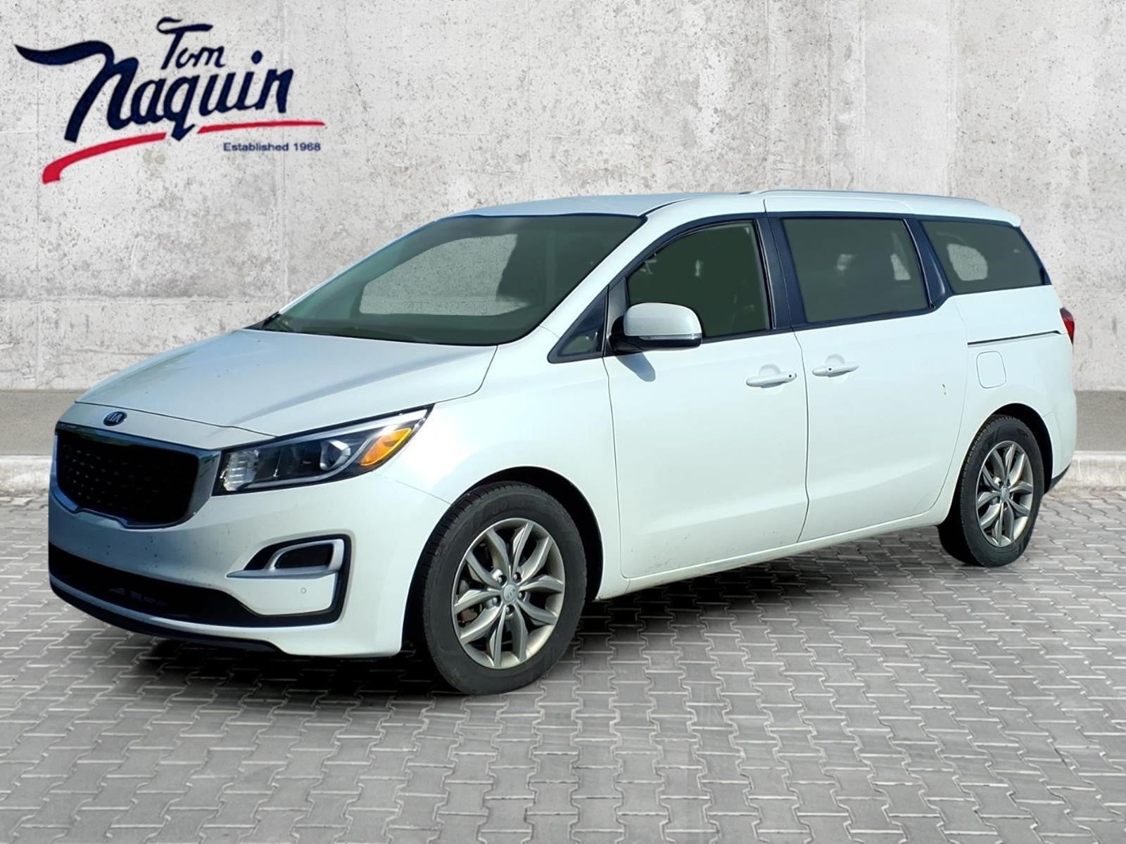 2020 Kia Sedona EX's photo