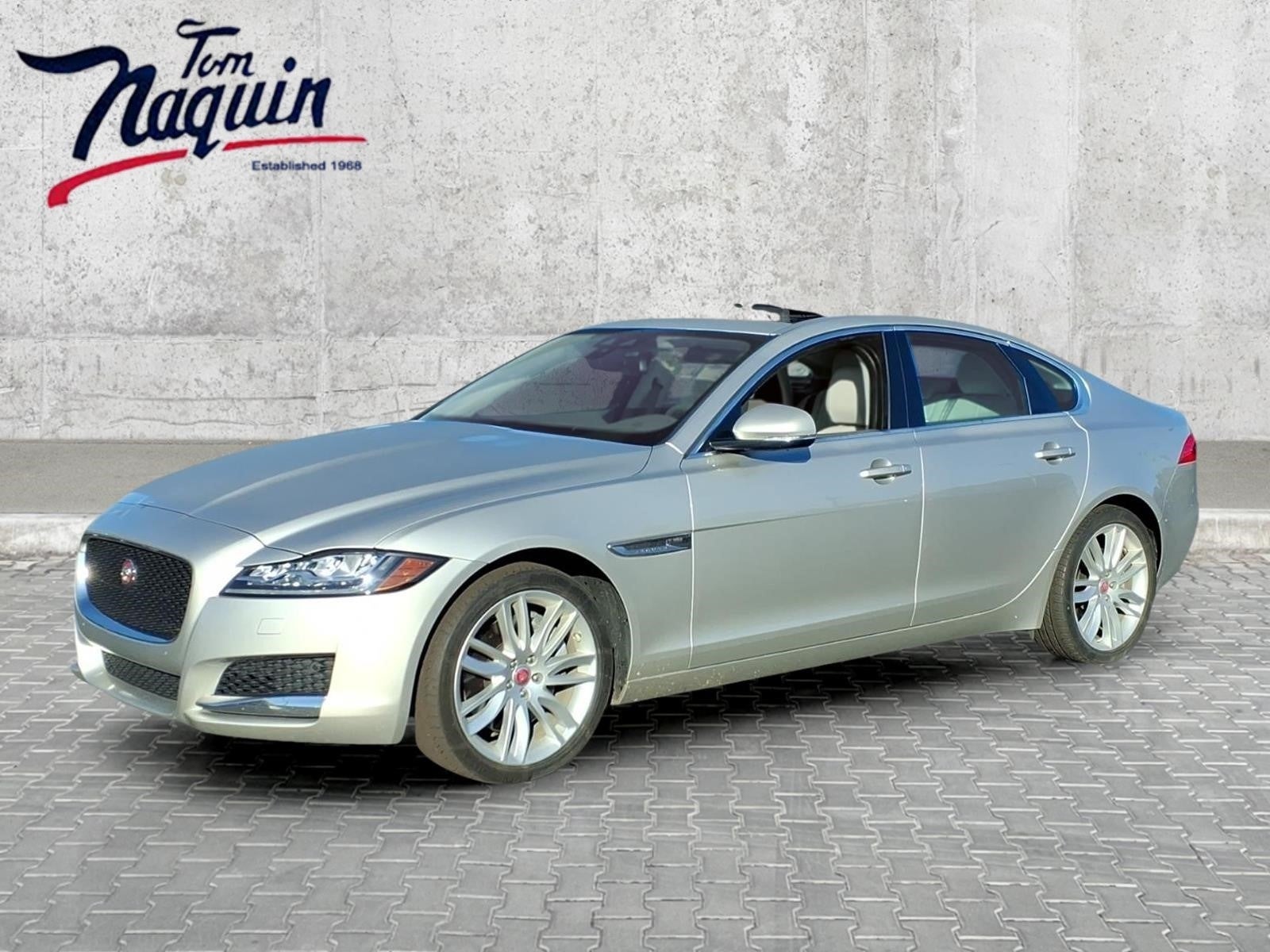2017 Jaguar XF
