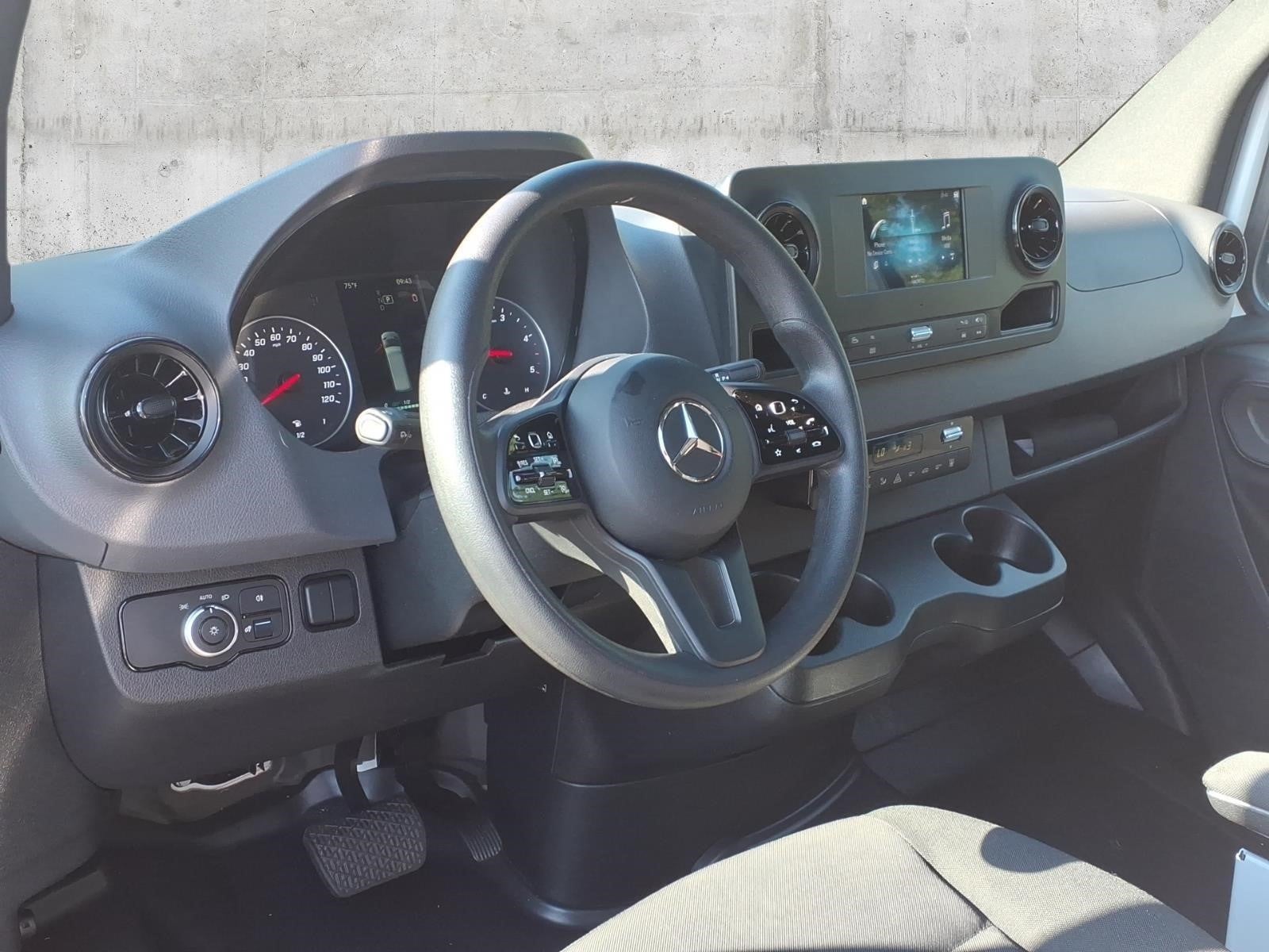 2024 Mercedes-Benz Sprinter Passenger Van 2500 STANDARD ROO