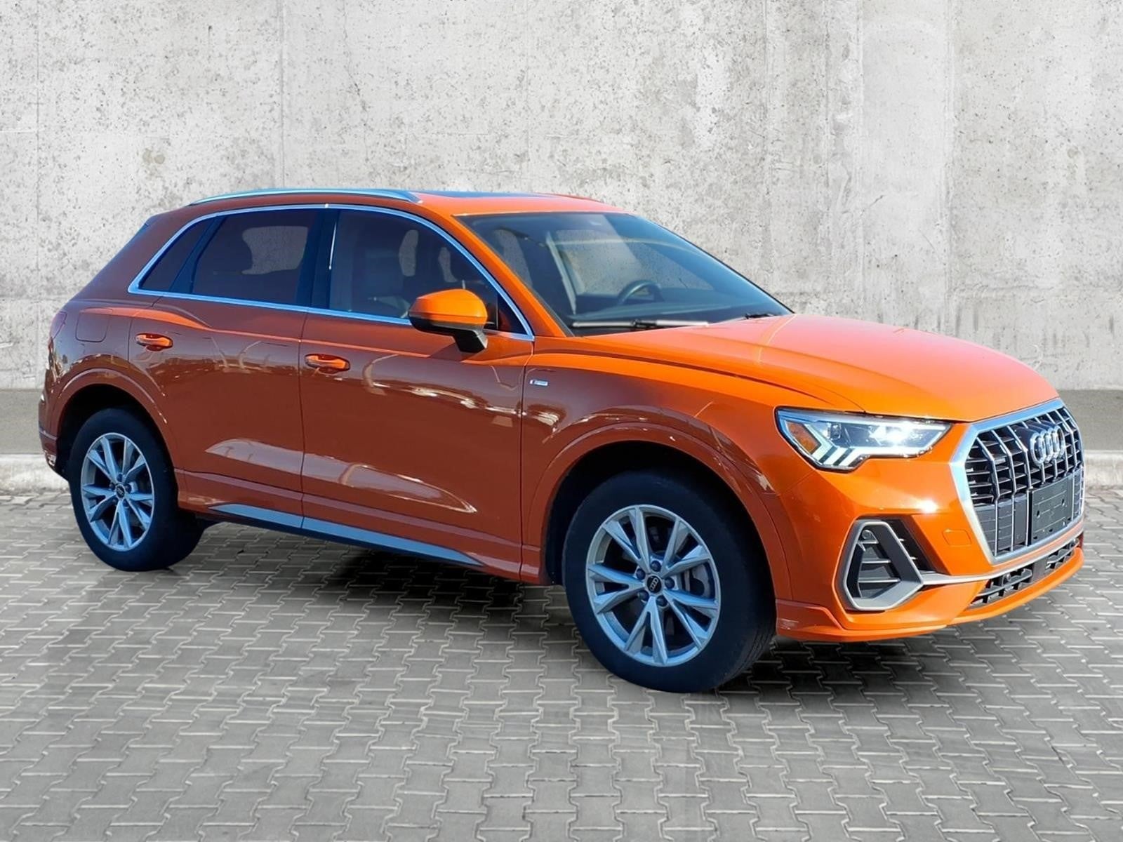 2024 Audi Q3 S line Premium