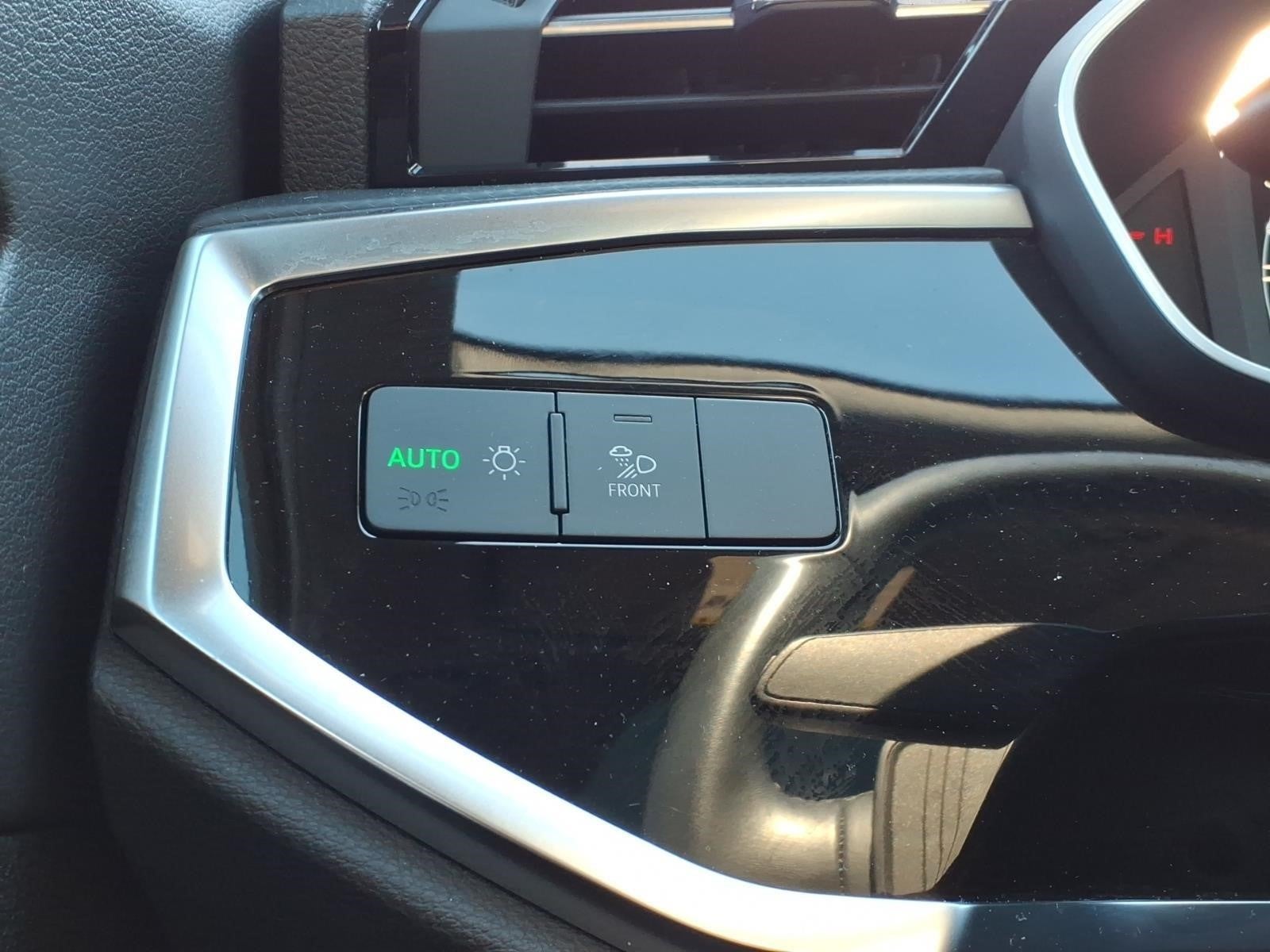 2024 Audi Q3 S line Premium