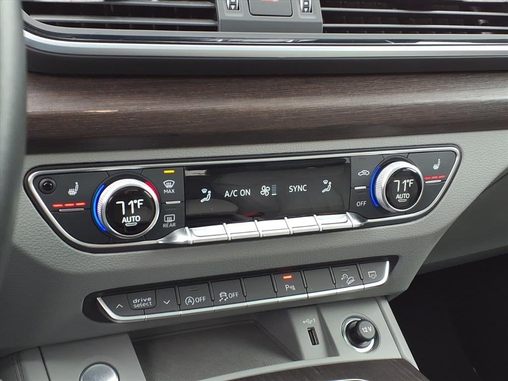 2024 Audi Q5 S line Premium Plus